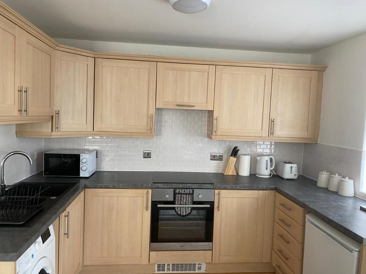 Marine Viewing 2 Bedrooms Flat Manchester Exterior photo